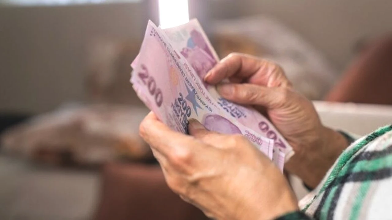 SGK Girişi 1999 Öncesi ve Sonrası Olanlar Dikkat! Emeklilikte 3 Ayrı Tablo