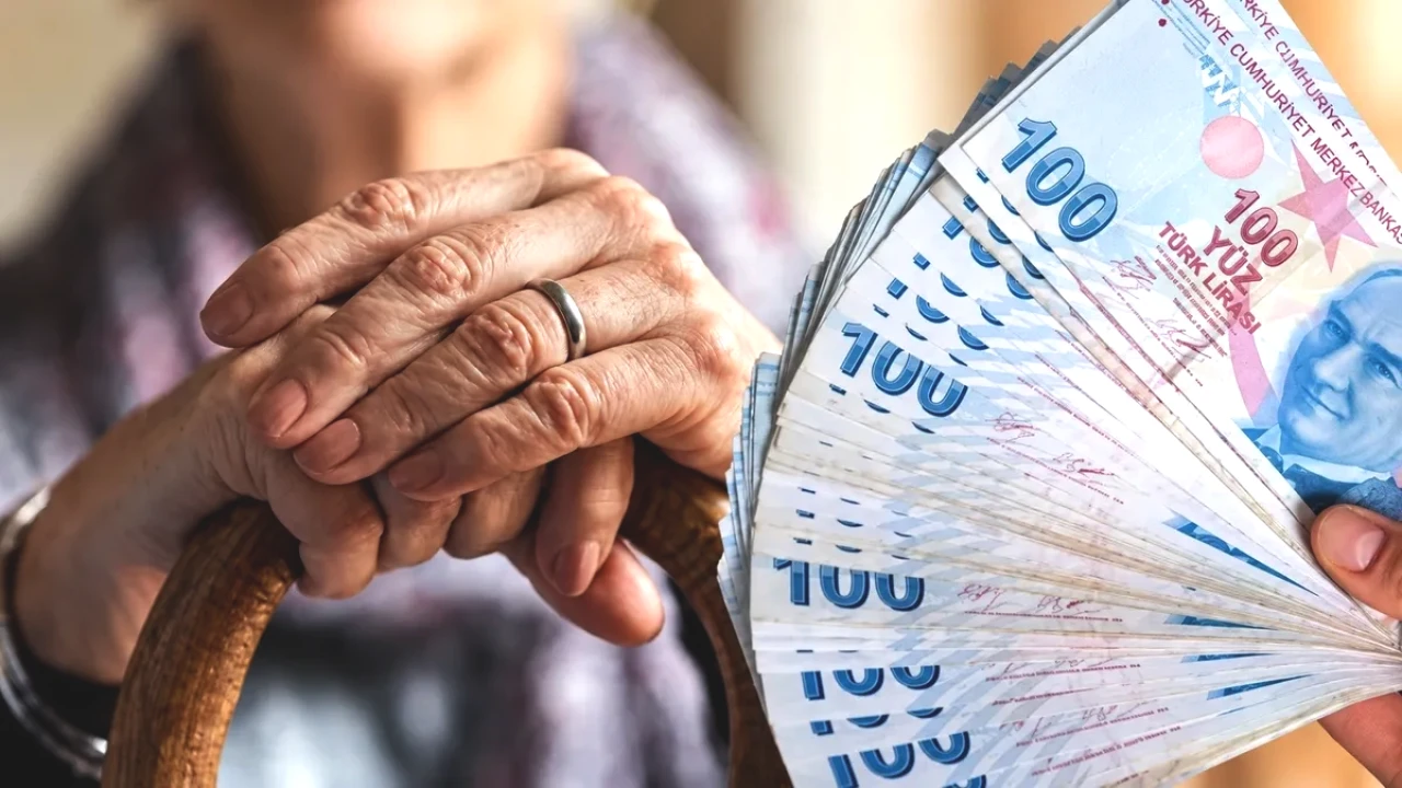 8 Kurumdan Ocak Zammı Tahmini! En Düşük Memur Maaşı 76 Bin TL'yi Aşabilir