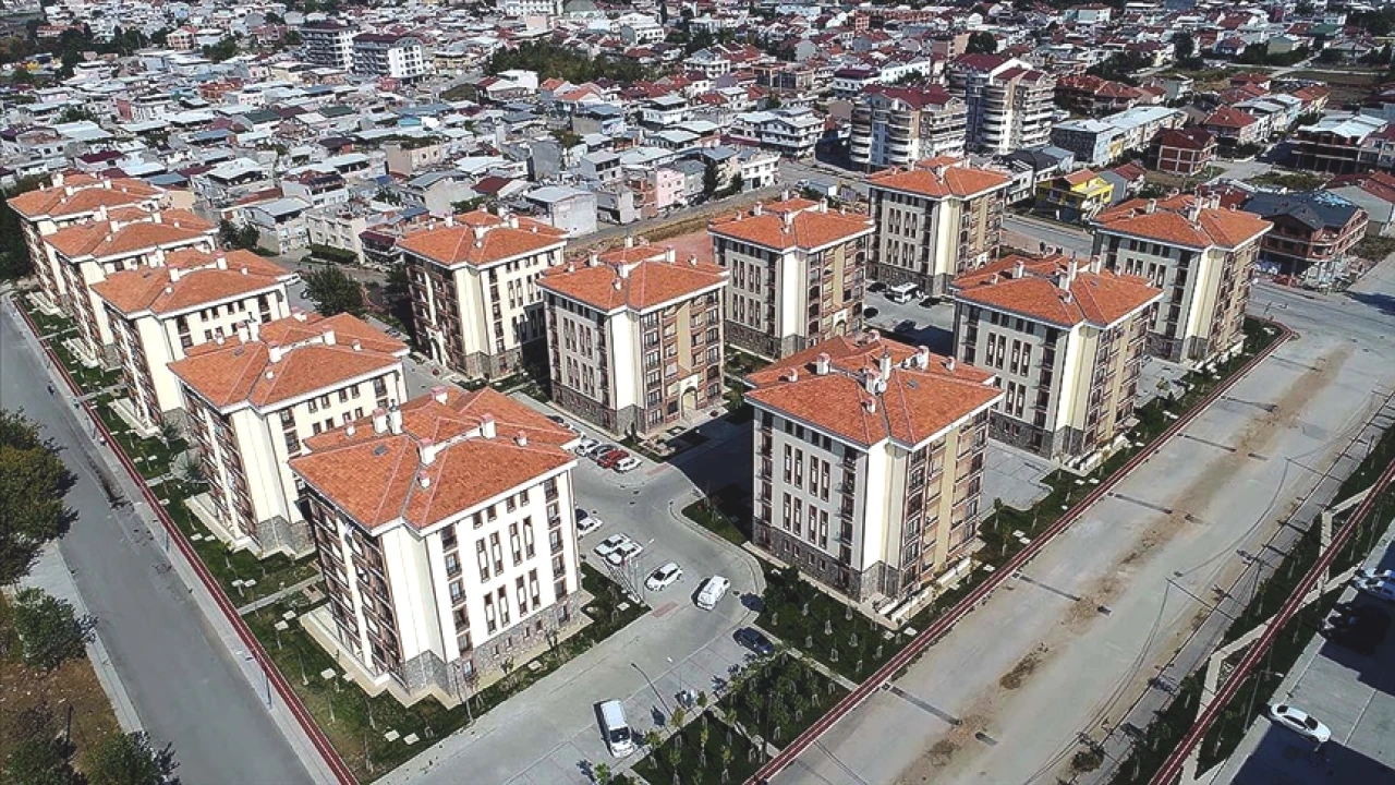 Bakan Kurum'dan Maltepe Müjdesi! TOKİ 1 Yılda Yeni Konutları Teslim Edecek