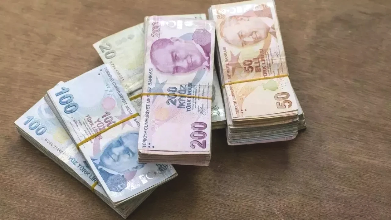 2027 Bütçesi Açıklandı! Sosyal Yardıma 1,3 Trilyon, Faturalara 605 Milyar TL